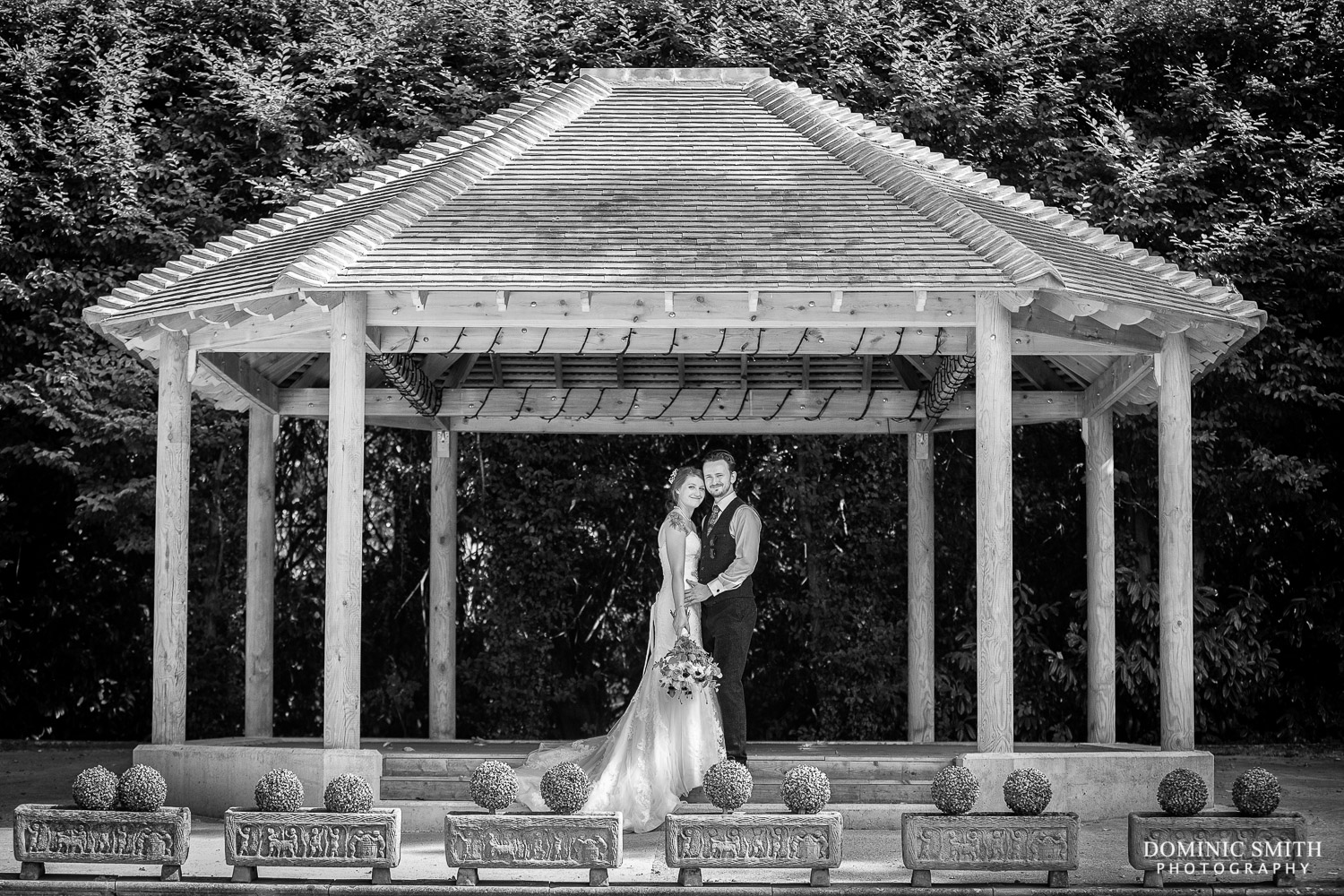 Couple Photo at Stanhill Court Hotel Amphitheatre
