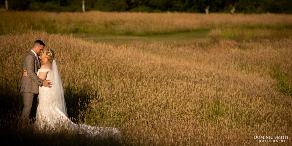 Wedding-Couple-Photos-on-the-Golf-Course-at-Mannings-Heath-2b