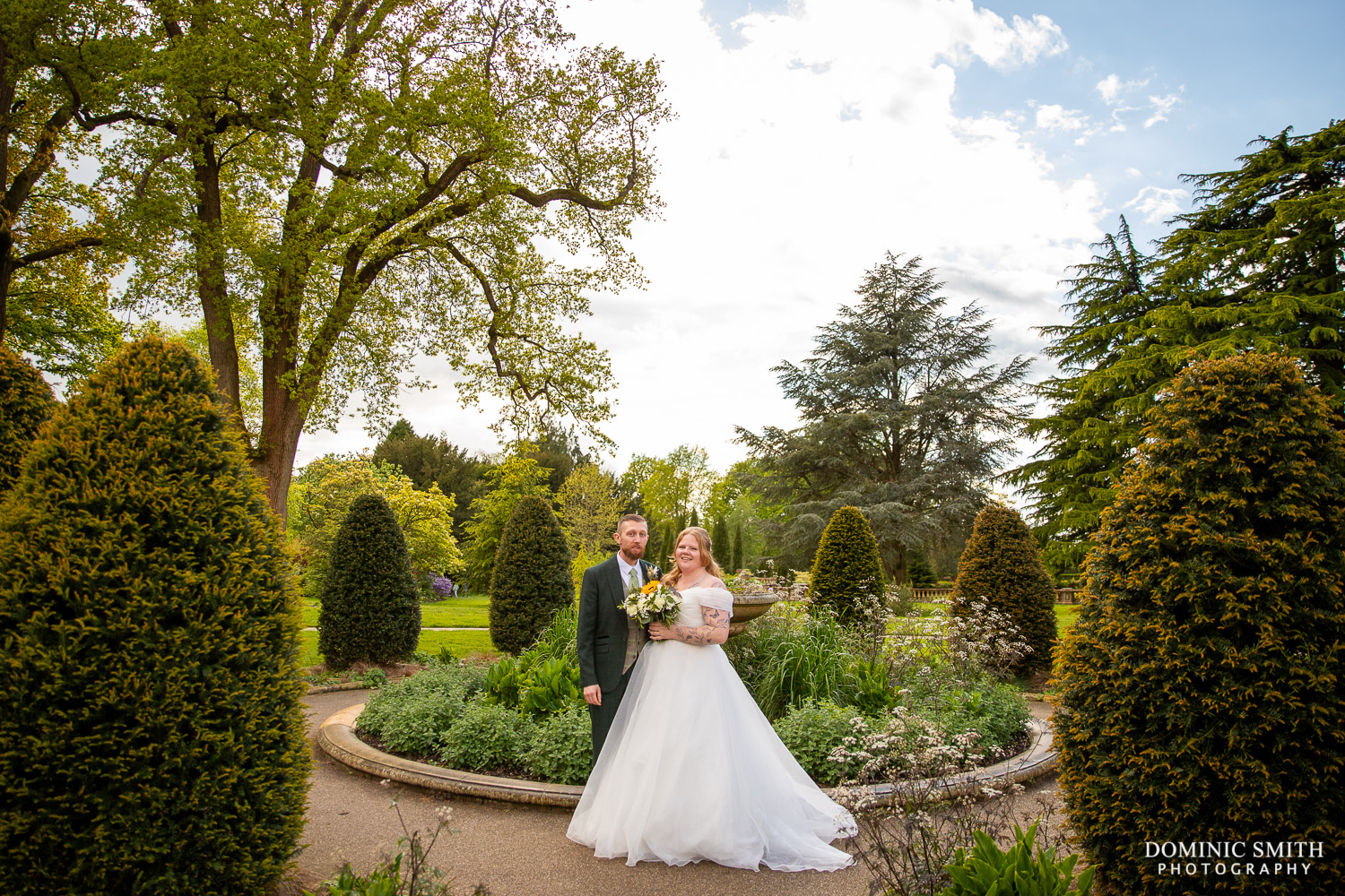 Posed Wedding Couple Photo at Worth Park