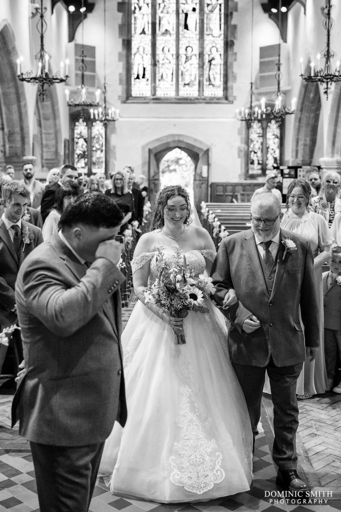 Bride arrives at the church
